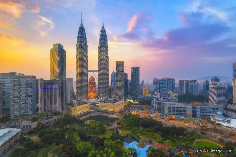 4_Petronas Twin Towers