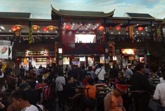 楼中楼酒店(汴梁小宋城店) User Photo