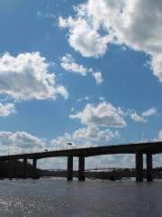 James River Bridge Fishing Pier