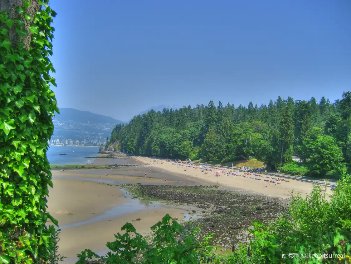 Hotels near Tide Beach Park