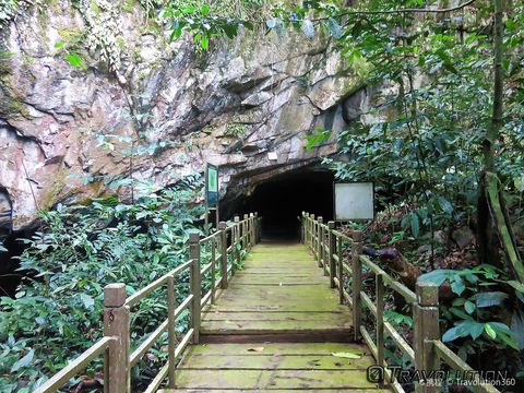 Wind Caves