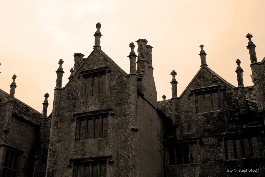 National Trust - Barrington Court