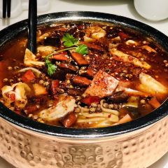 Chaimenfan'er (lujiazuizhongxin) User Photo