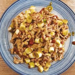 尹二姐守艺川菜(美专校街店) User Photo