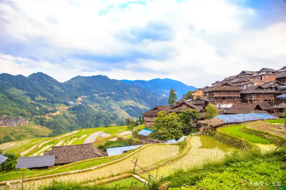 Hotels near Jiachecun