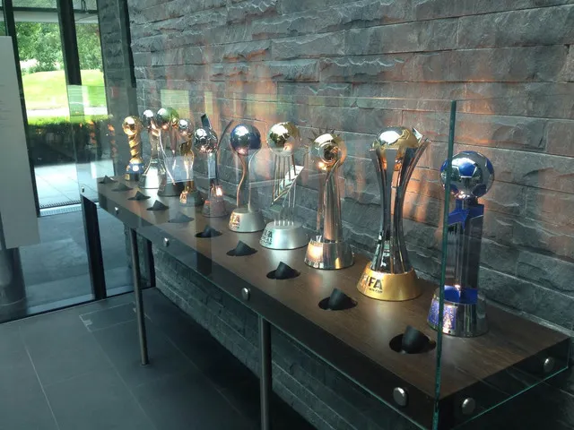 Stroll Around Zurich, Experience a Metropolis with a Small Town Charm