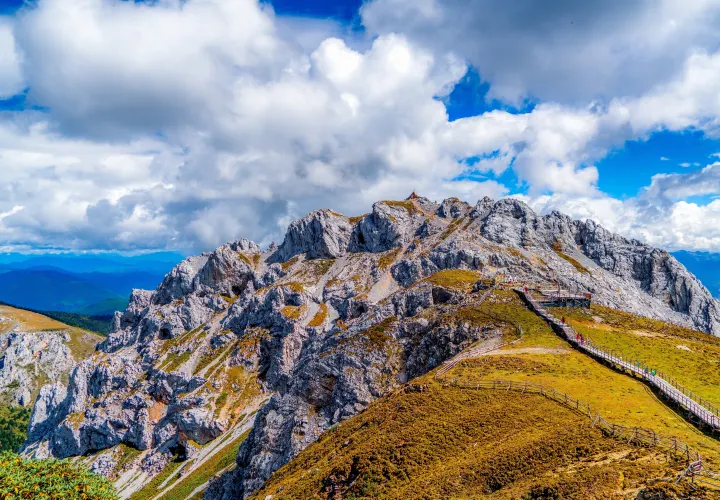 Shangri-La, The Impression of The Most Beautiful Snow Mountain