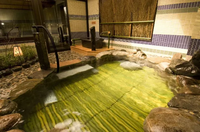 Experience The Hot Springs in Kyoto’s Most Beautiful Season