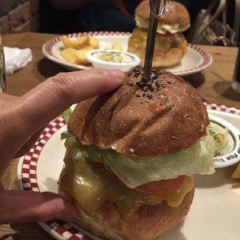 Munch's Burger Shack User Photo