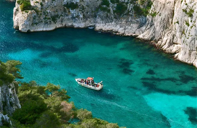 Exploring France's Calanques National Park