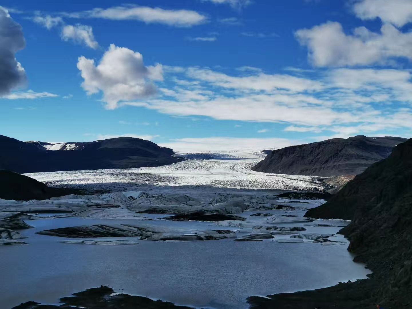 アイスランド北東部 ヴァトナヨークトル国立公園 評判 案内 トリップドットコム
