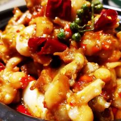 Rong Yi (Kai De Plaza) User Photo