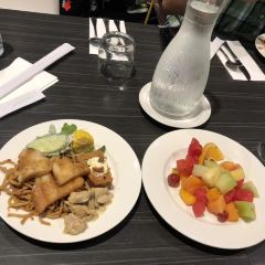 Poemphun Thai User Photo