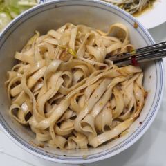 XI YANG HONG User Photo