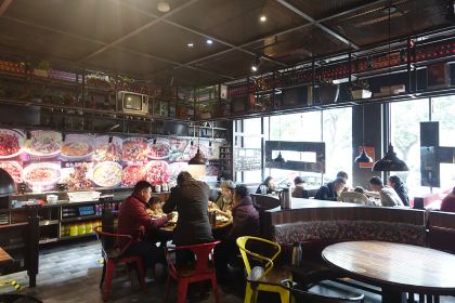 辣得叫湘菜(观海卫店)