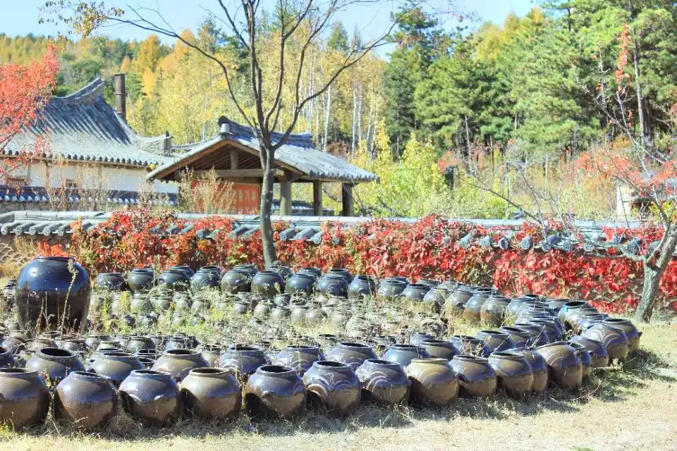 Hotels near Longshan Korean Folk Village