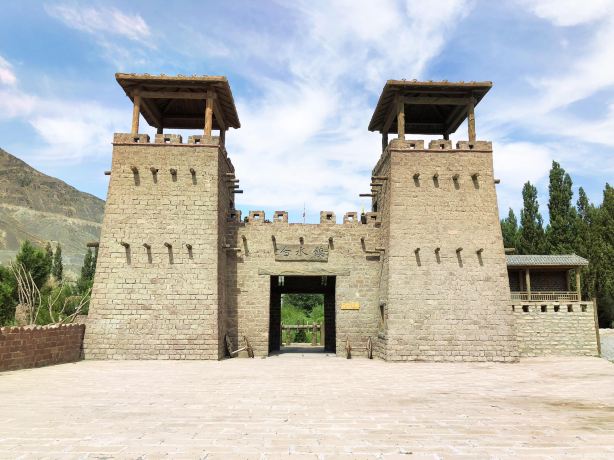 Dazhangcheng Bai Shui Jian Ancient Town