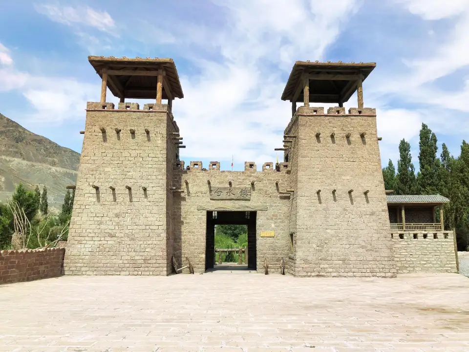 1_Dazhangcheng Bai Shui Jian Ancient Town