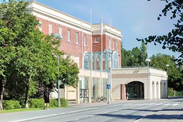 Hotels near Oulu Art Museum