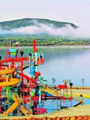 Moon Island Russian Style Water Park