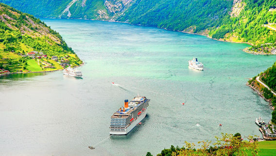 Enakyo Pleasure Boat