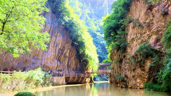 Chengxian County Jinlian Cave Scenic Spot