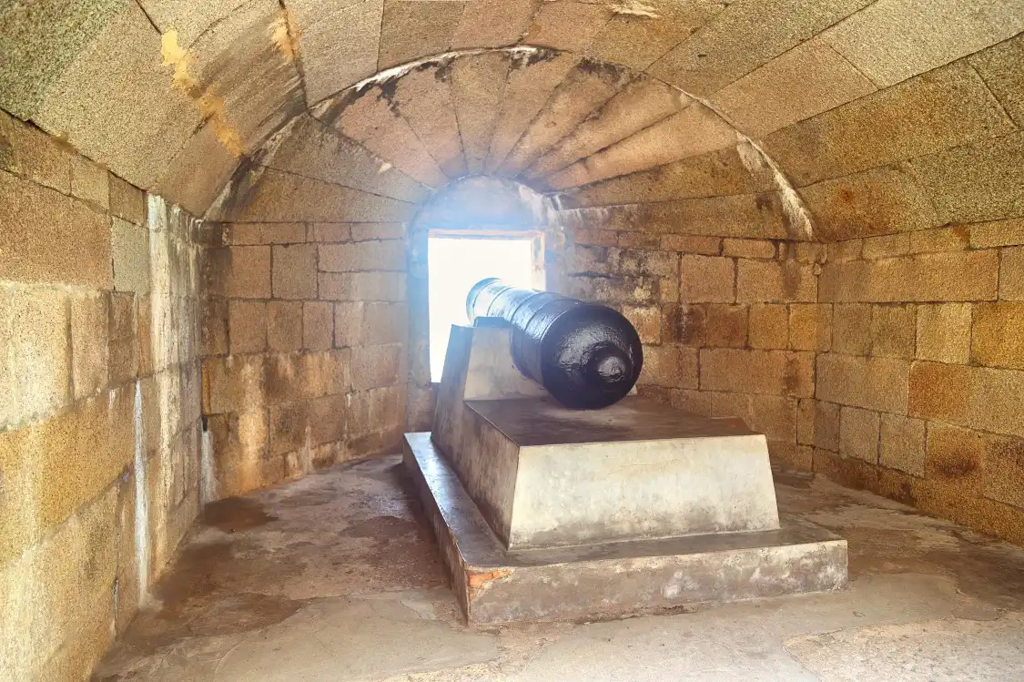 웨이위안(위원) 포대 주변 호텔