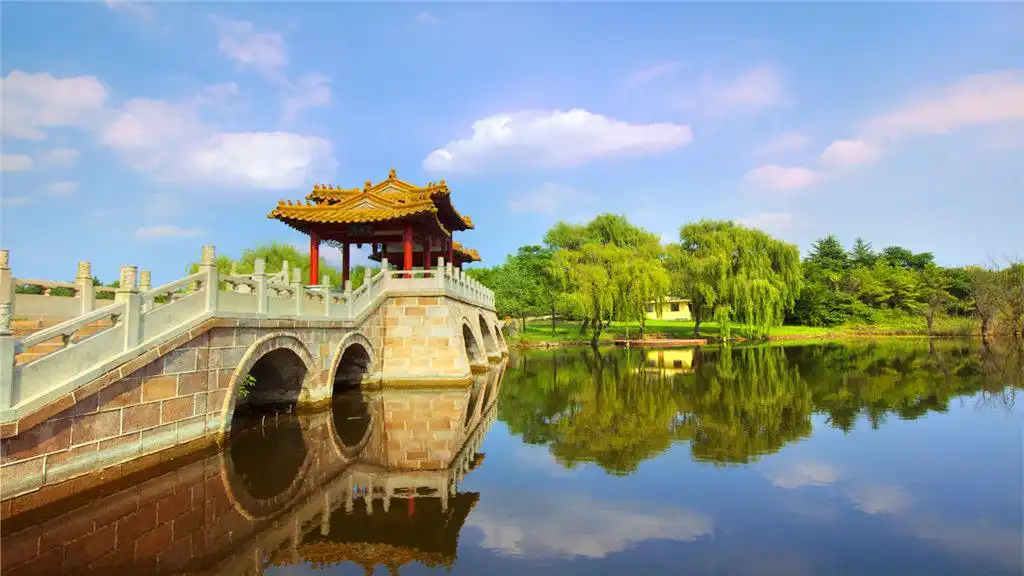 Hotels near Qingyun Mountain Folk-custom Amusement Park