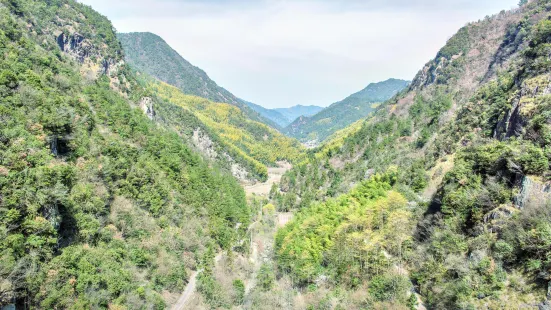 Huaxi (Flower River) Scenic Area