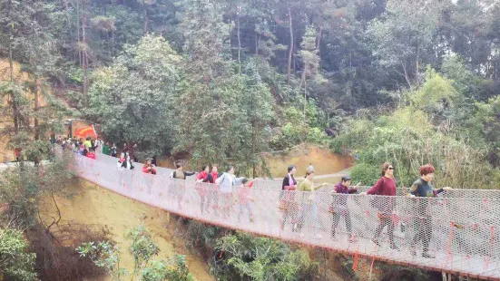 六君岩風景区