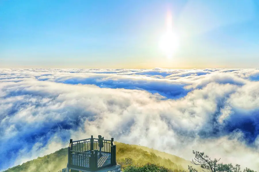 龍泉山旅遊區