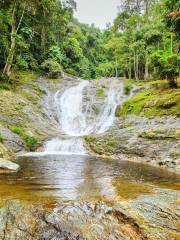 Lata Iskandar Waterfall Tapah