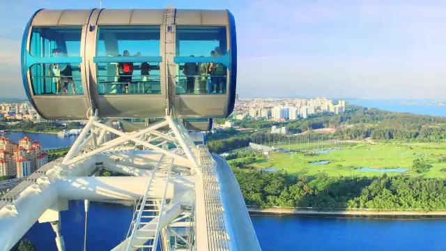 Hotels near Singapore Flyer