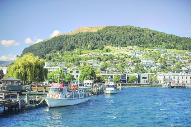Lake Wakatipu Cruises