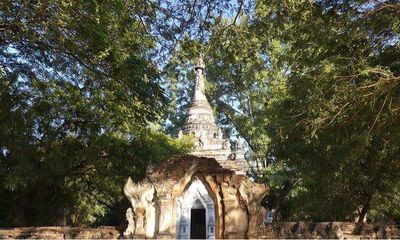 Snake pagoda