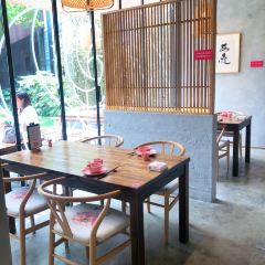 He's House User Photo