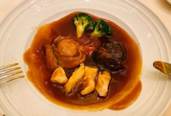 Lai Po Heen User Photo