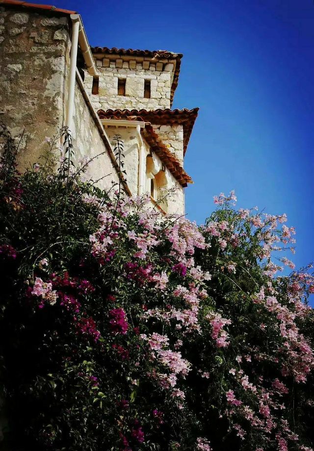 Eze Village