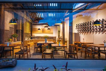 Zhangjia Yard Tengyue Cuisine