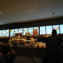 Coffee World - Concourse B User Photo