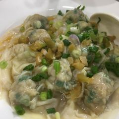 Sister Wah 여행 사진