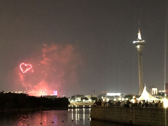 澳門藍灣雅文湖畔 | 那夜難忘的璀璨煙花，打卡一流！