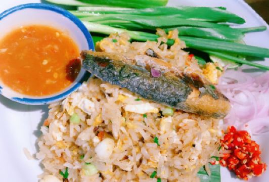 Kumpoon Central world User Photo