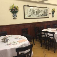 Luk Yu Tea House User Photo