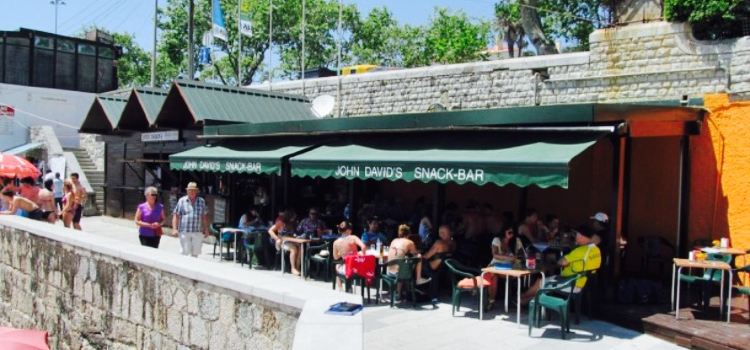John David's Snack Bar