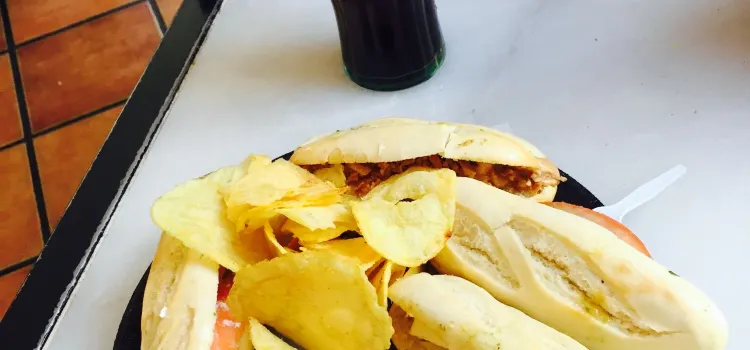 Cerveceria 100 Montaditos