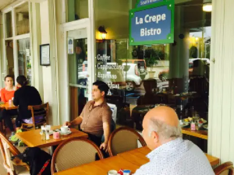 La Crepe Bistro