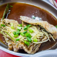 輝哥生魚片 User Photo