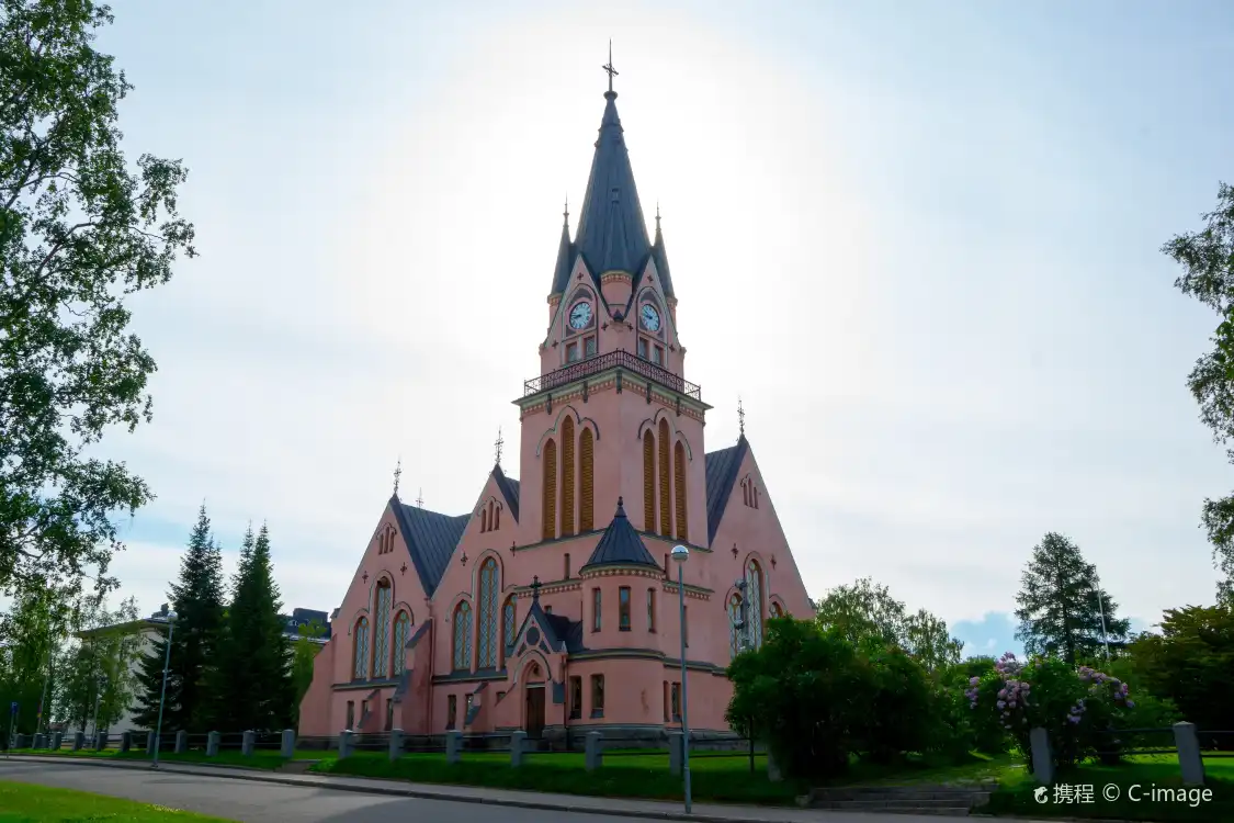 Hotels near Kemi Church