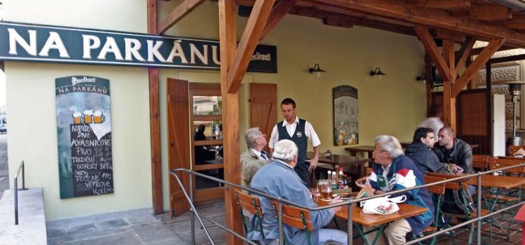 Muzeum Senk Na Parkanu Pub